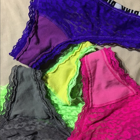 4 Pairs of Victorias Secret Pink Panties - Picture 3 of 3