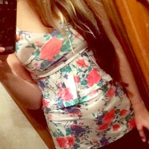 Floral short-sleeved shirt