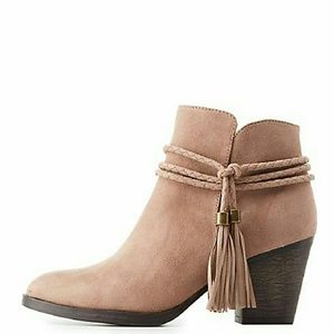 BRAND NEW! Ankle Booties