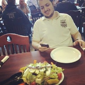 Meet your Posher, Laith