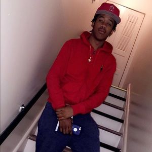 Meet your Posher, Moris