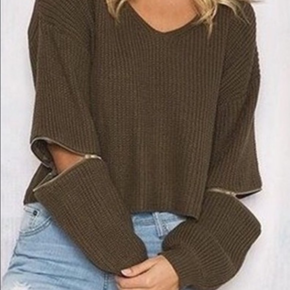 Zip Sleeve Sweater with Choker - Picture 2 of 4