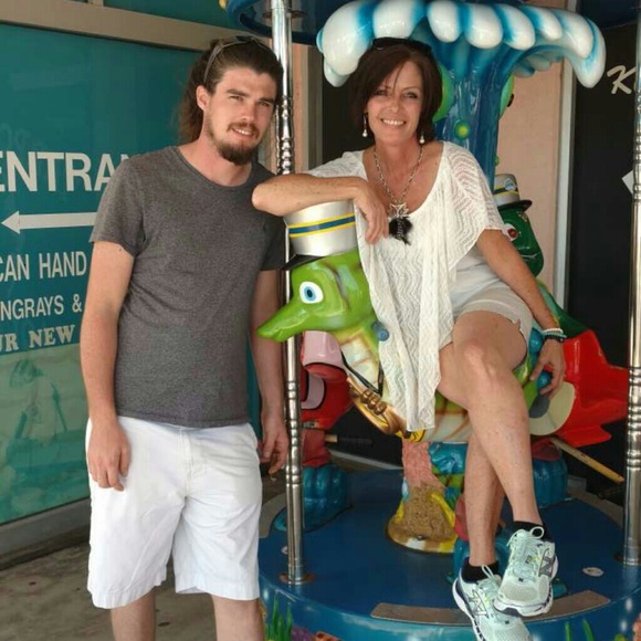 Meet your Posher, Gail - Picture 7 of 8