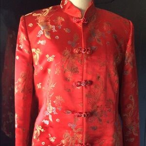 Beautiful silk Chinese jacket in red & gold,