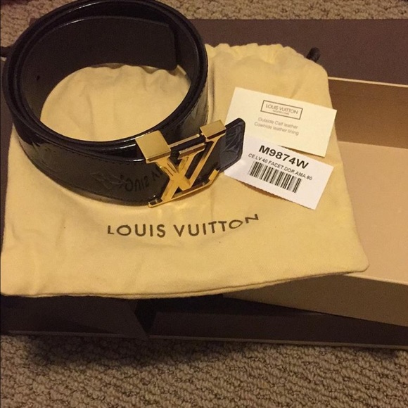 Louis Vuitton belt - Picture 1 of 4