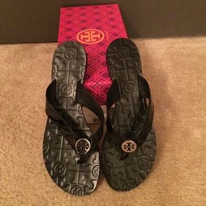🎉👠NWT Tory Butch Sandals👠🎉