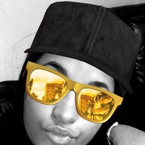 Meet your Posher, Yaritzaly