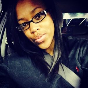 Meet your Posher, Jamila