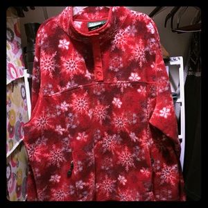 🎉SALE🎉 LL Bean Red Snowflake Fleece