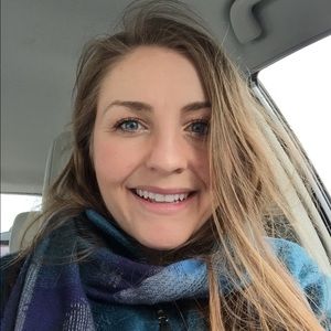 Meet your Posher, Andi