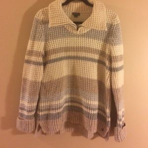 Eddie Bauer sweater size medium
