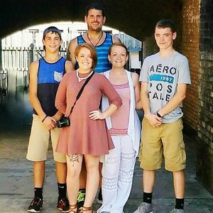 Meet your Posher, Leslie