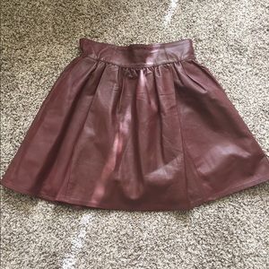 Burgundy leather mini skirt!