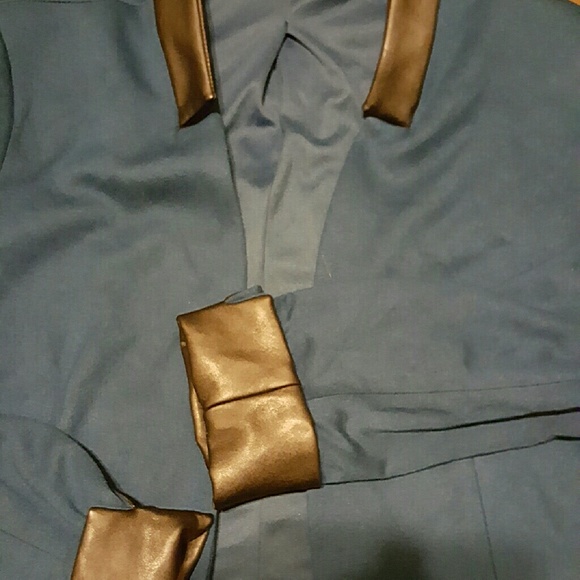 Blazer - Picture 2 of 2