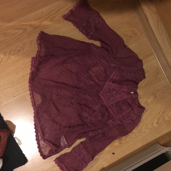 Medium free people crop top.
