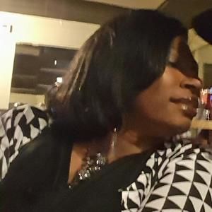 Meet your Posher, Jackie