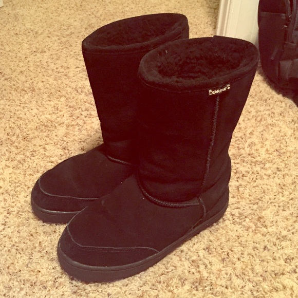 Bearpaw black boots