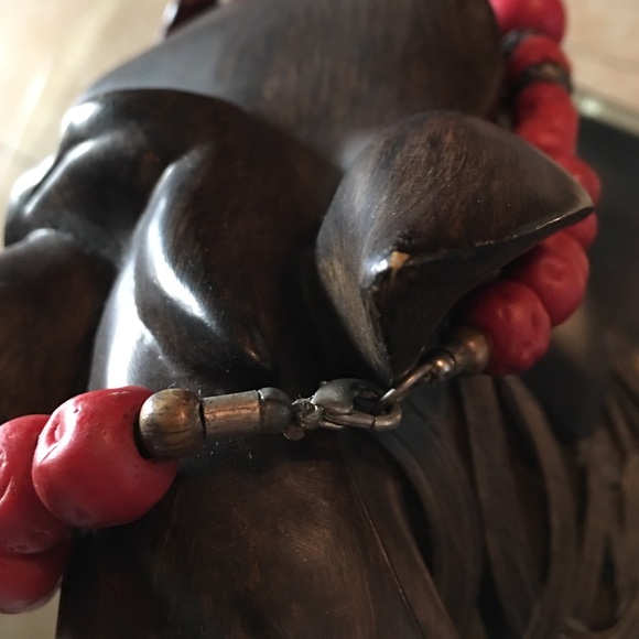 Monumental Moroccan inspired red necklace! - Picture 3 of 4