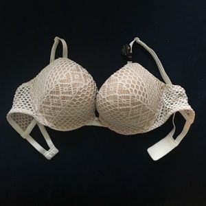 Brand new Victoria's Secret bombshell bra