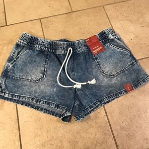 Arizona junior elastic waist jean shorts large NEW