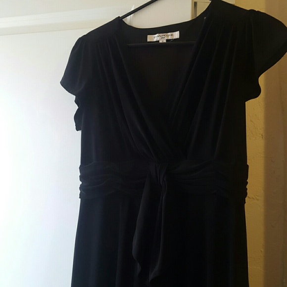 Little Black Dress - Picture 3 of 4