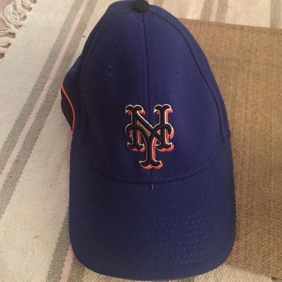 Official authentic MLB Mets training hat s/m