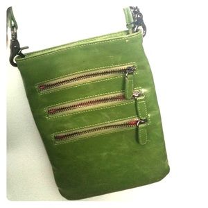 🆑Green Shiraleah Cross-Body