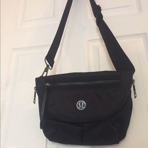 Lululemon cross body/shoulder bag