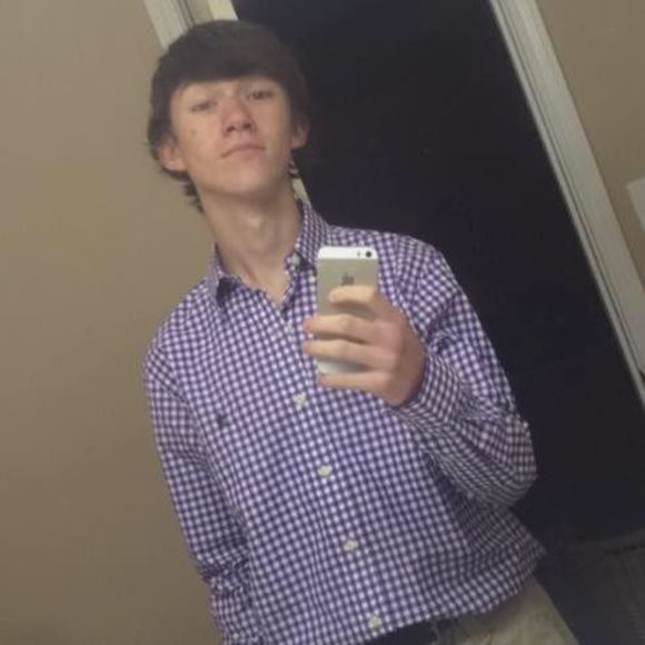 Meet your Posher, Tyler - Picture 1 of 1