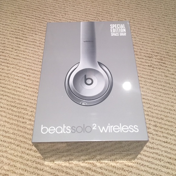 Beats Solo Wireless
