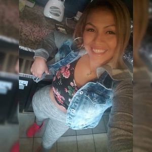 Meet your Posher, Sharon