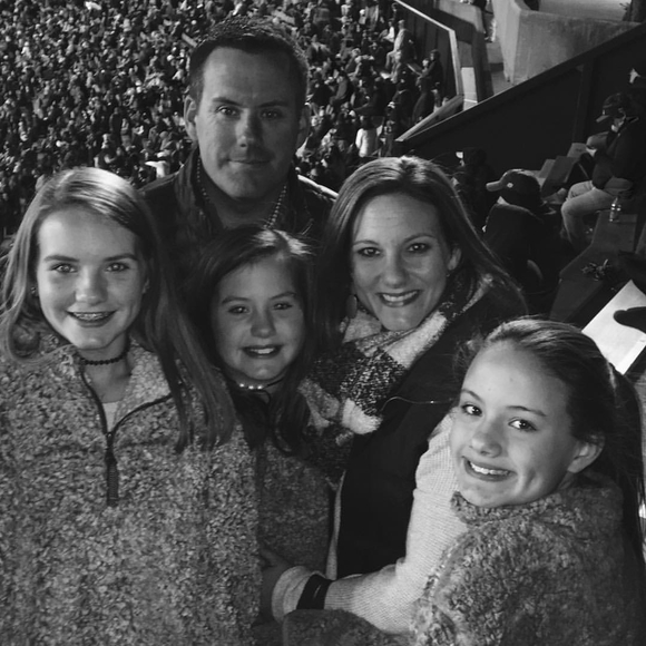 Meet your Posher, Melanie - Picture 1 of 1