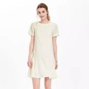 🔴Banana Republic Off-White Flounce Dress