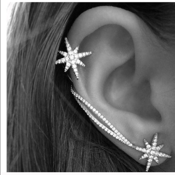 Diamond Star dust ear cuff with earring pair set. - Picture 2 of 3