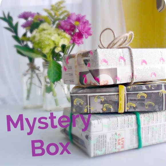 Mystery Box - Custom Made - Picture 1 of 3