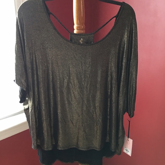 🎉🎉Beautiful Juicy Couture top🎉🎉