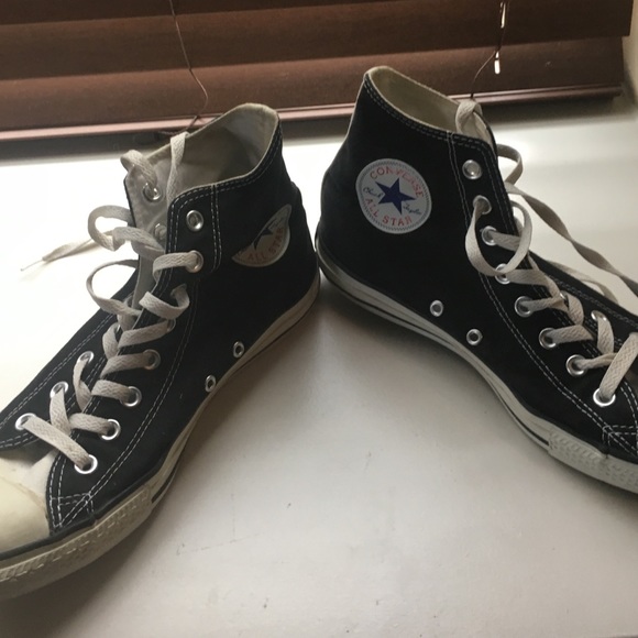 Black converse