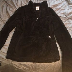 North face pullover