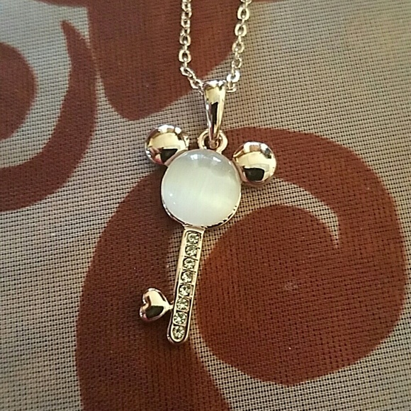 Final price New plated mickey mouse key necklace - Picture 2 of 3