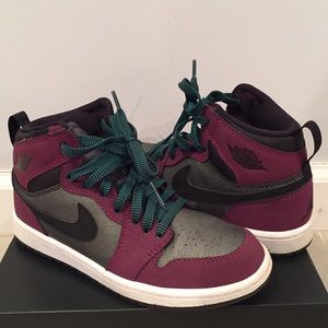 Nike Jordan (Little Kids) - AJ 1 Hightops