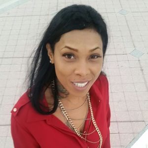 Meet your Posher, Abigail