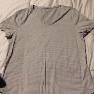 Lululemon workout blouse