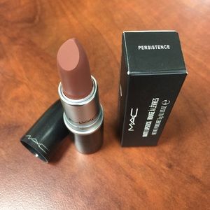 NIB Mac Matte lipstick "Persistence"