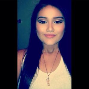 Meet your Posher, Daniella