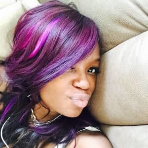 Meet your Posher, Lasonya dss