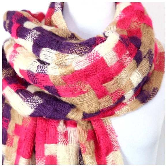 Soft Basket Weave Knit Fuchsia Ivory Scarf B58 - Picture 4 of 4