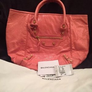 NWT Auth Balenciaga - Rose Retail $1279