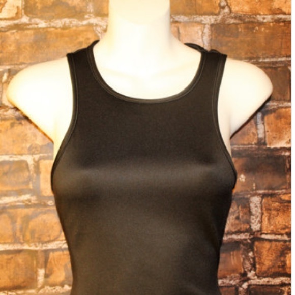 Black contrast hem body-con dress - Picture 2 of 8