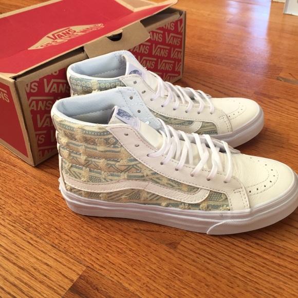 Brand new skate hi vans!