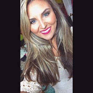 Meet your Posher, Ciera